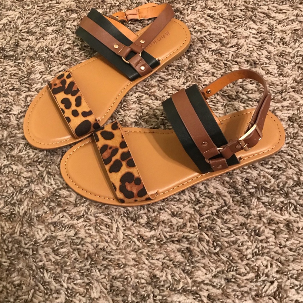 Leopard sandals